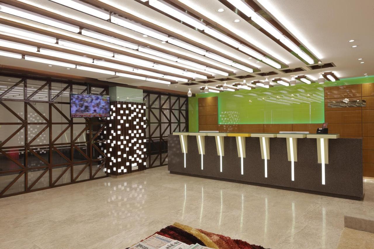 Hotel The Lotus Park Ahmedabad Exterior foto